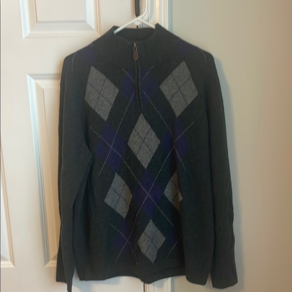 Argyle Patterned Men’s 1/4 Zip Sweater